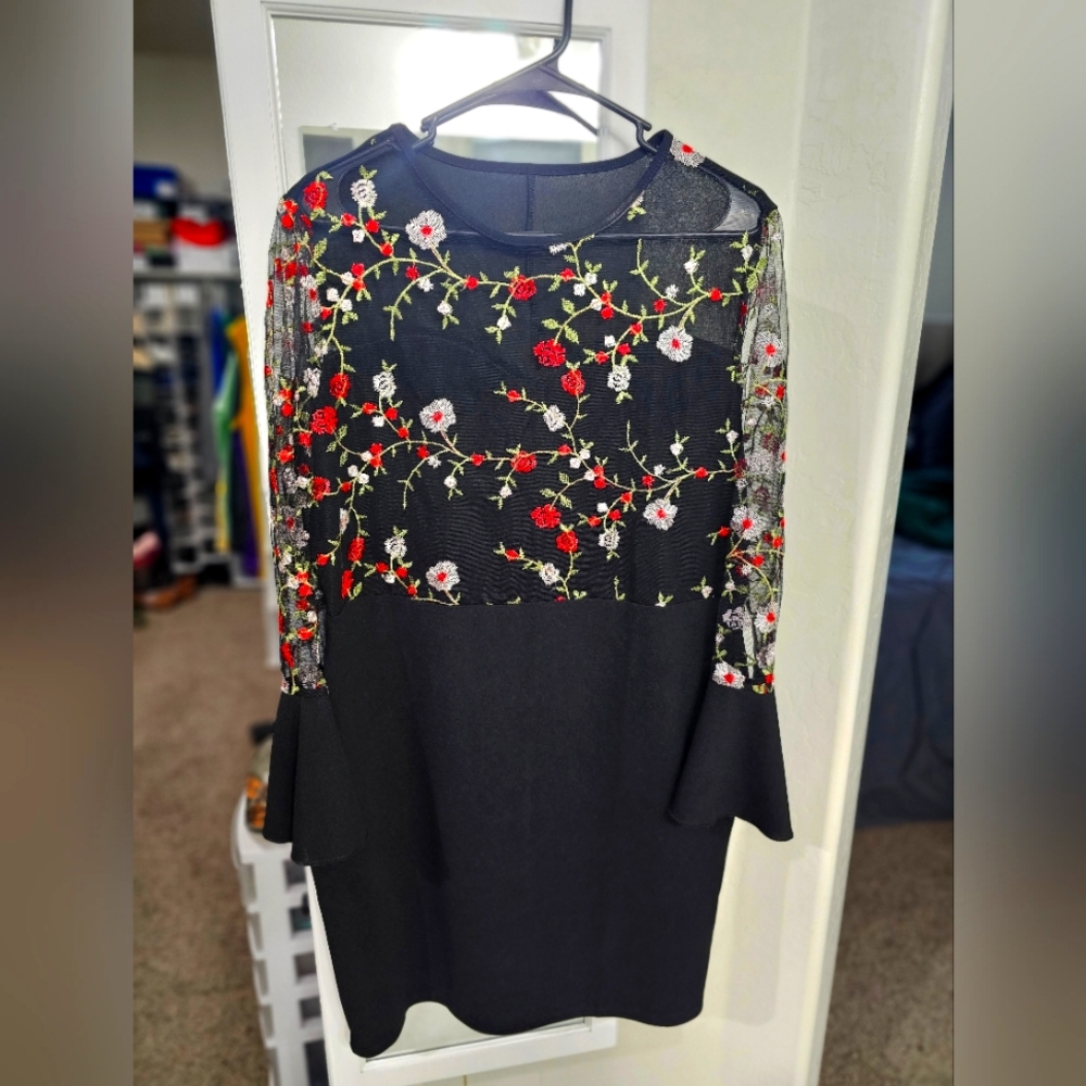 Vintage Style Rose Dress XL fitted with stretch! New, never worn.